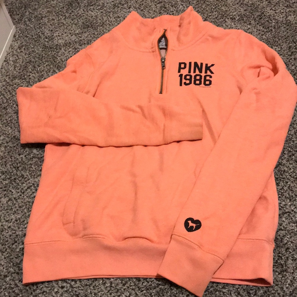 PINK PULLOVER